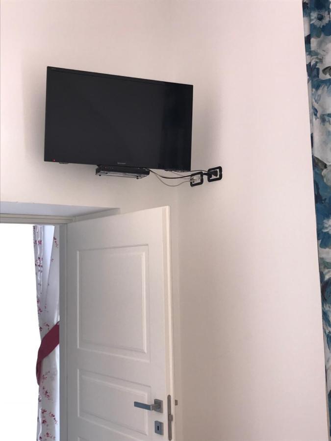 Salerno B&B In Centro ภายนอก รูปภาพ