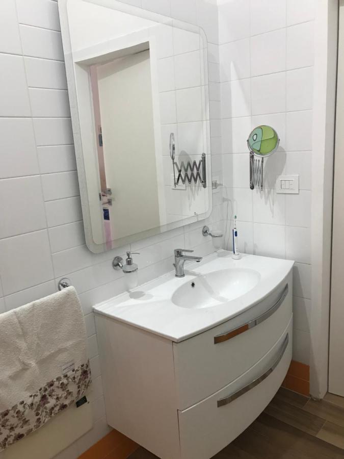 Salerno B&B In Centro ภายนอก รูปภาพ