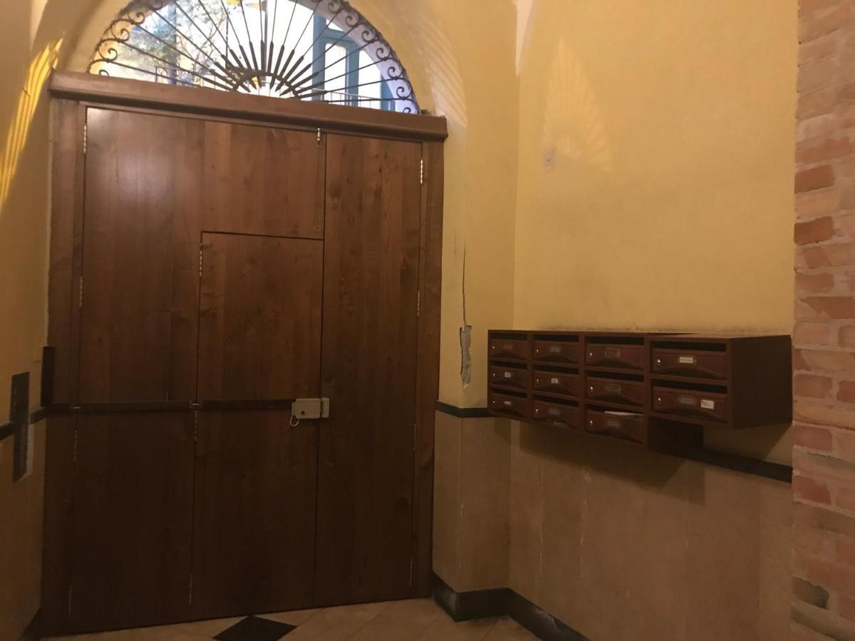 Salerno B&B In Centro ภายนอก รูปภาพ